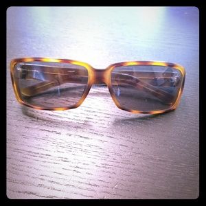 PRICE DROP Gucci sunglasses